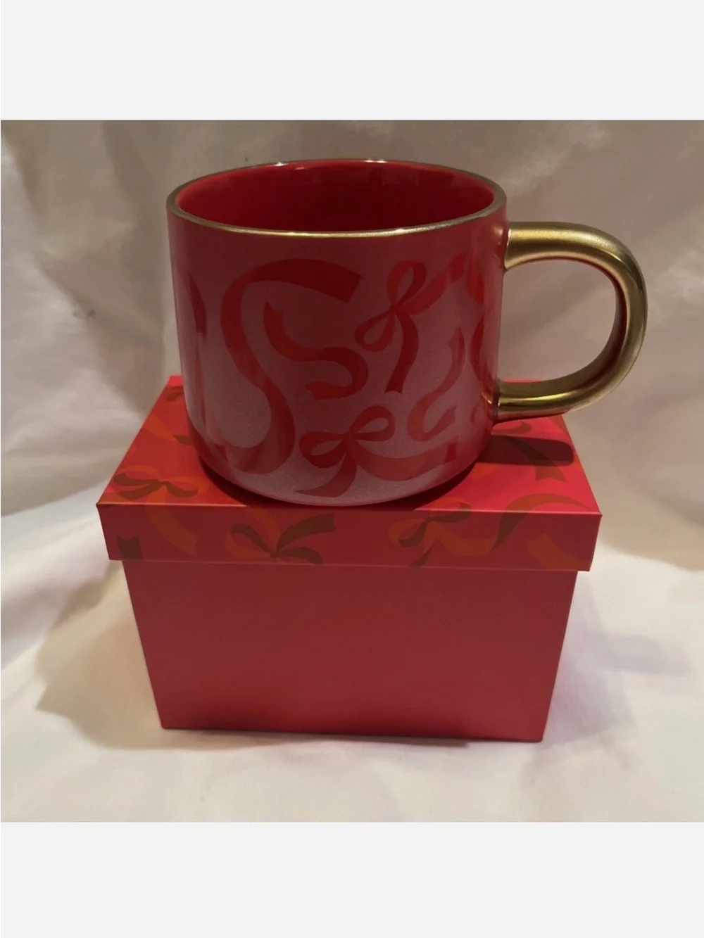 Starbucks Limited Edition Red Bow Ceramic Mug